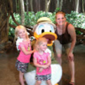 Meet your Posher, Stephanie